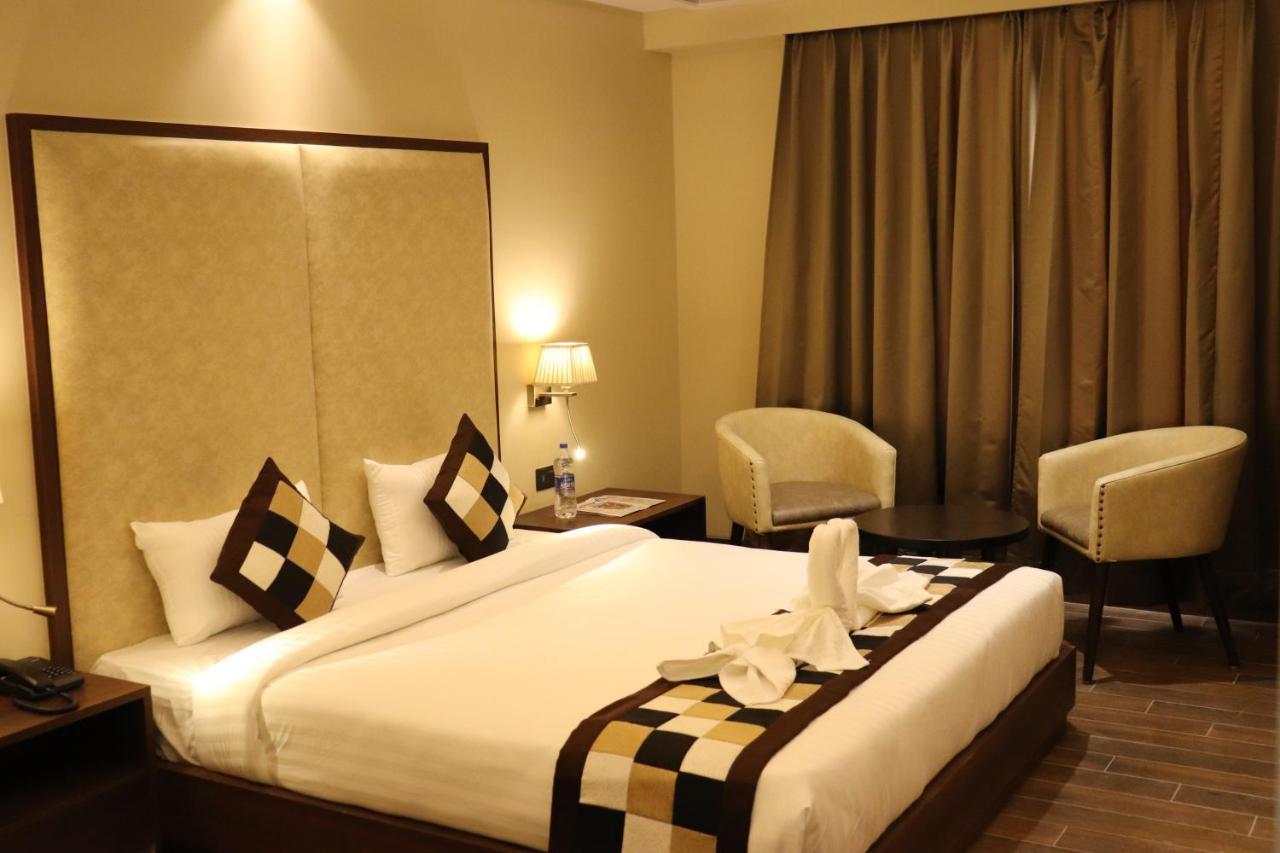 Hotel Grand Geeta Beawar Esterno foto